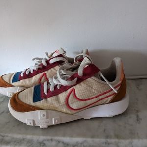 Nike Waffle Racer 2x women's size 7